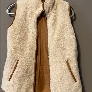 Old Navy Cream Fleece Vest with Brown Lining